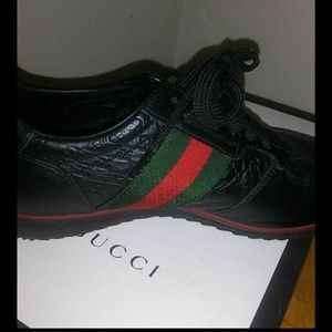 Women Gucci shoes